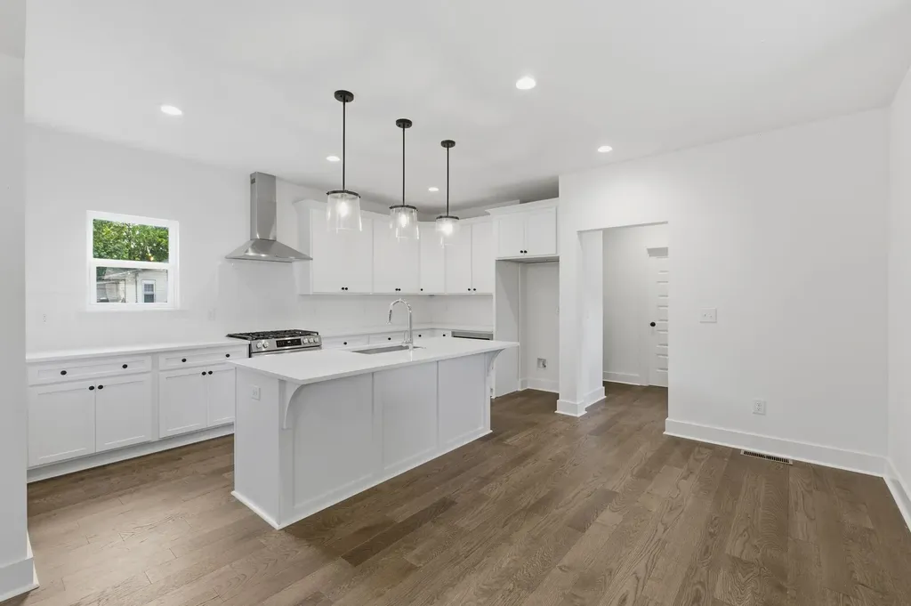 319 Glenrose Avenue Nashville TN 37210