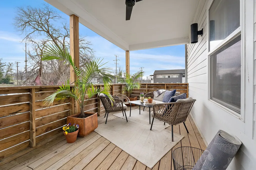 2004B 9th Ave, N Nashville TN 37208