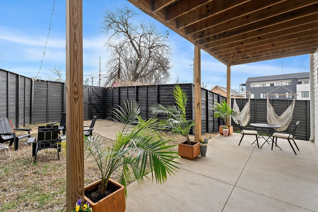 2004B 9th Ave, N Nashville TN 37208