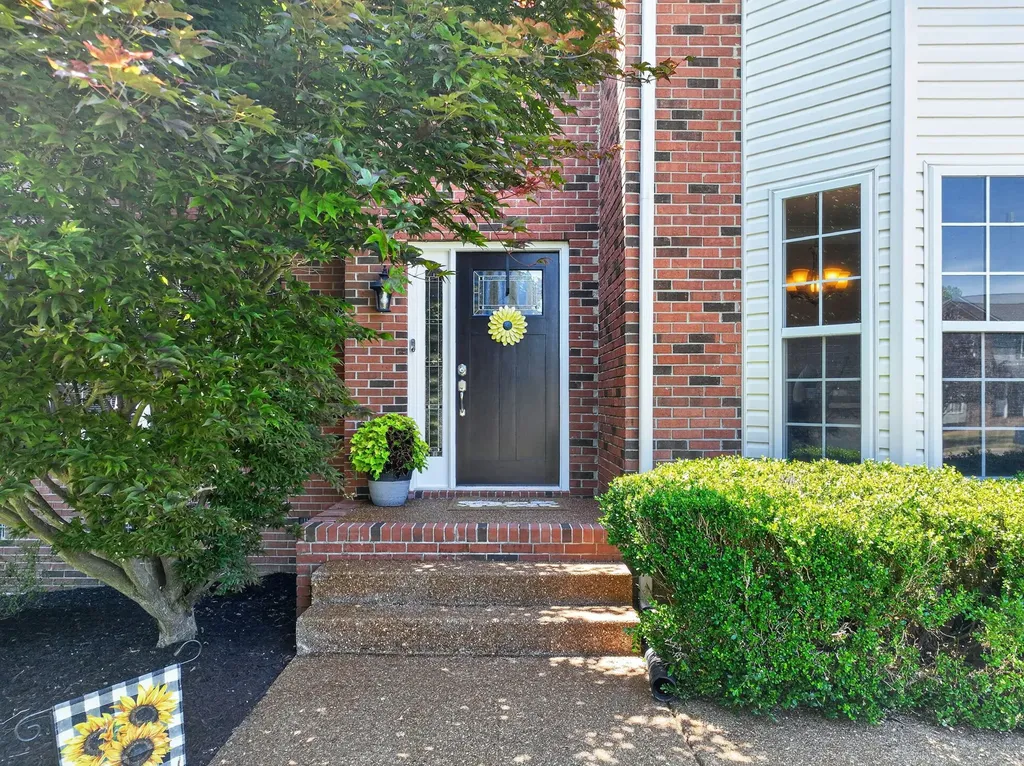 129 Deerview Drive Columbia TN 38401