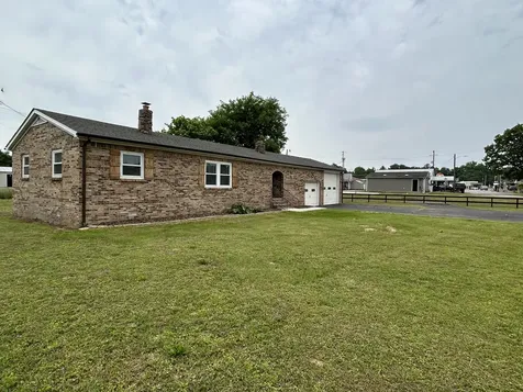 20 Ball Park Road Big Sandy TN 38221