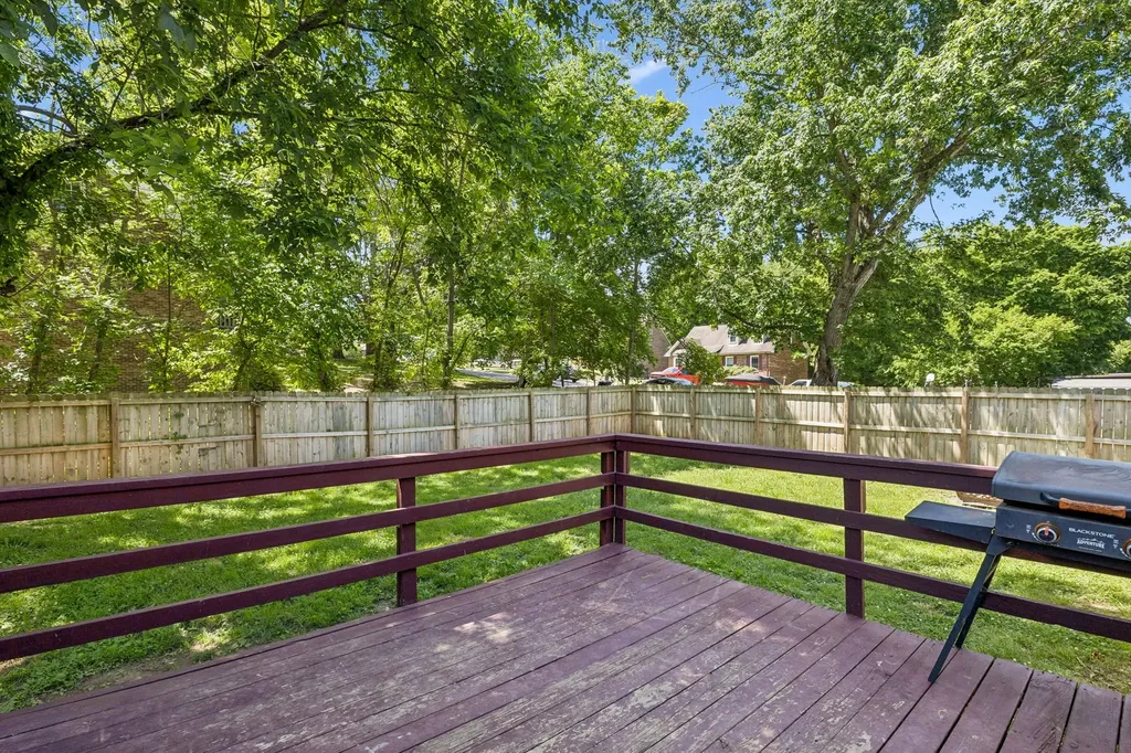 186 Pine Mountain Road Clarksville TN 37042