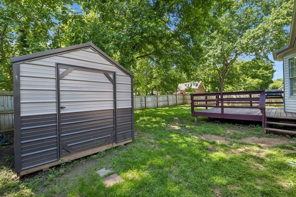 186 Pine Mountain Road Clarksville TN 37042