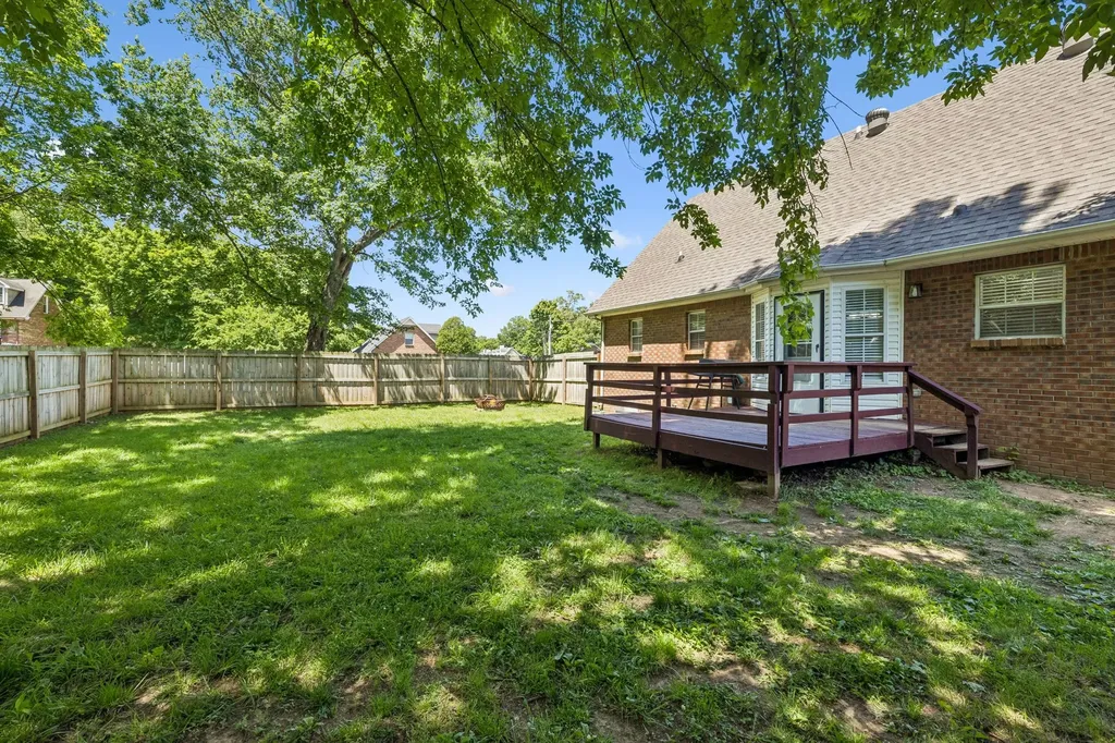 186 Pine Mountain Road Clarksville TN 37042