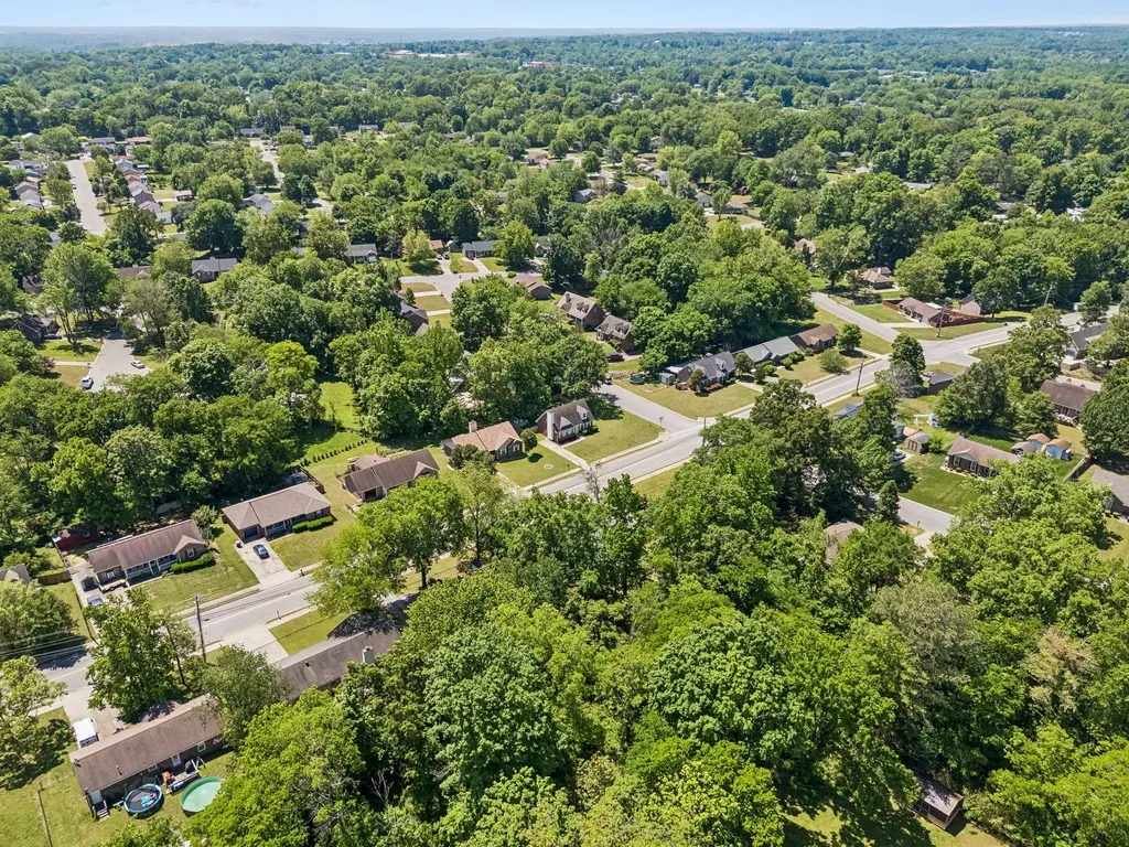 186 Pine Mountain Road Clarksville TN 37042