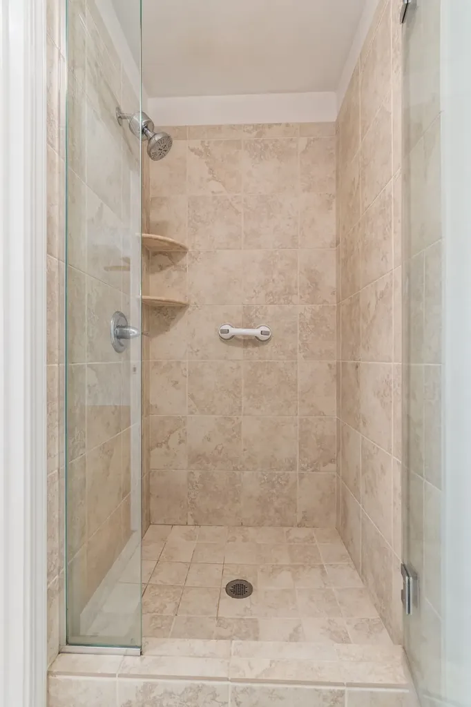 9127 Crestview Drive Bon Aqua TN 37025