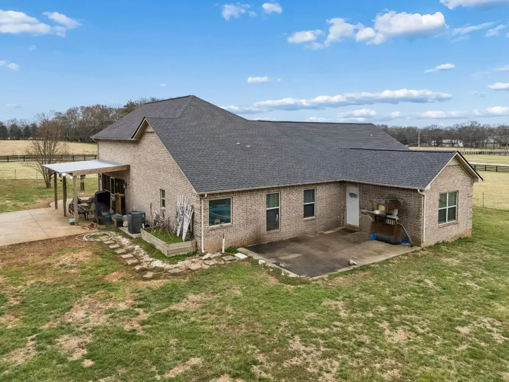 3941 Kelley Farris Road Columbia TN 38401