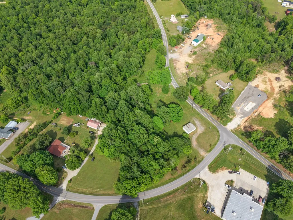 2815 Highway 49, E Charlotte TN 37036
