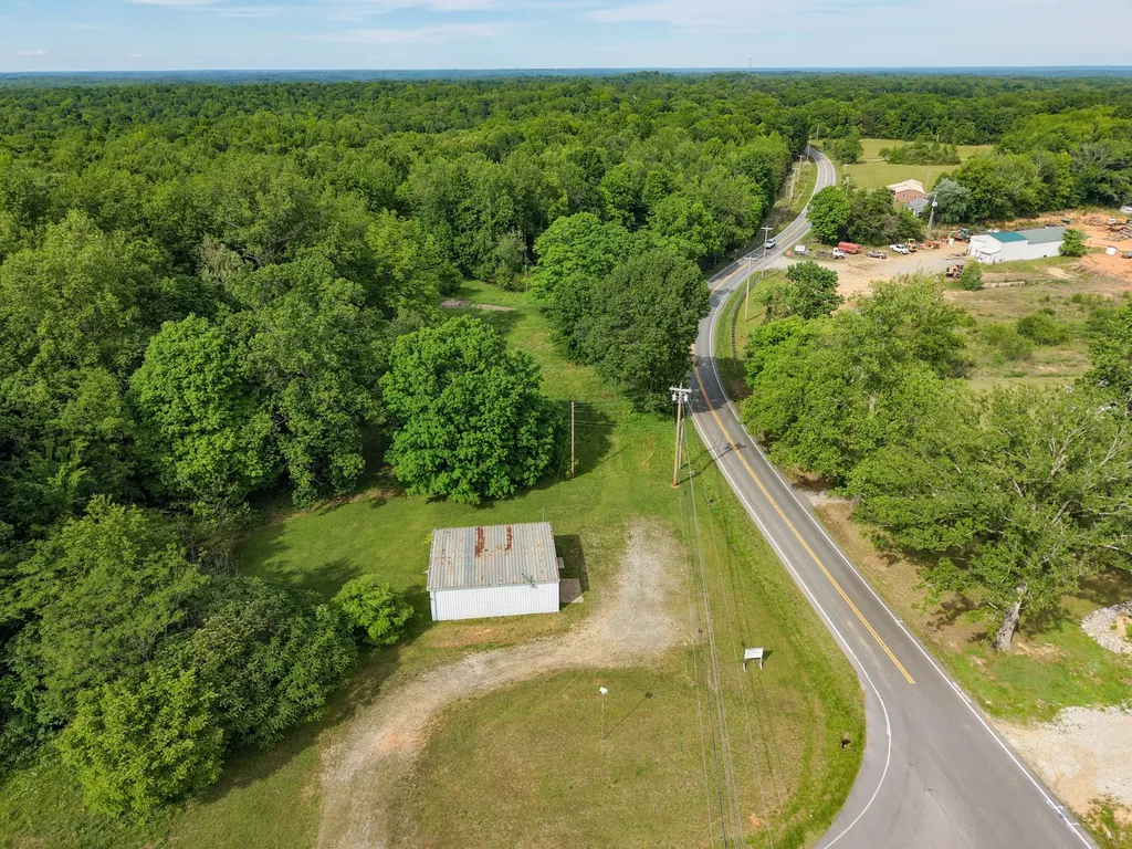 2815 Highway 49, E Charlotte TN 37036