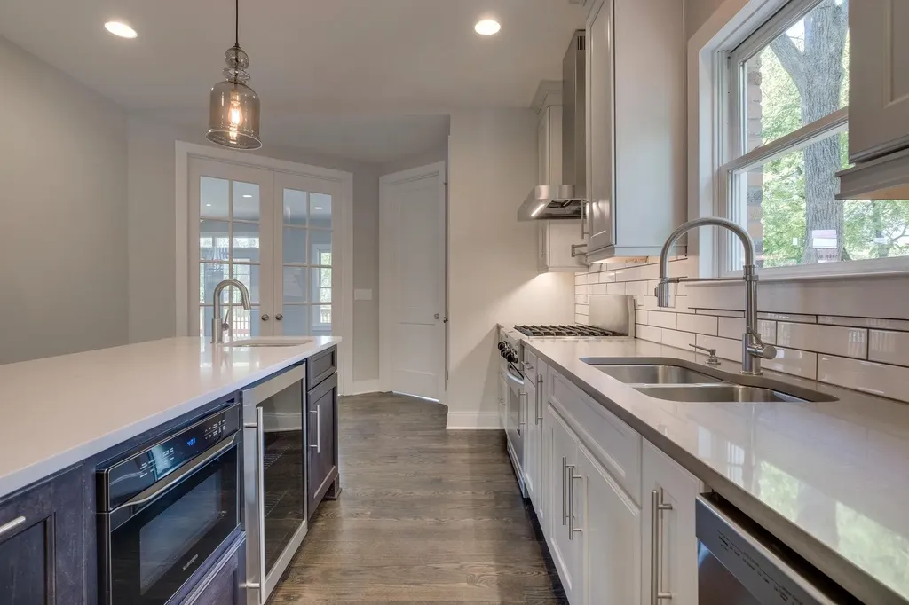 1509 Ashwood Avenue Nashville TN 37212