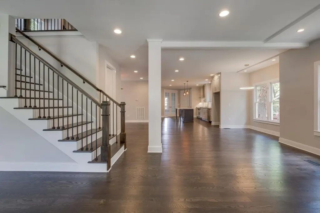 1509 Ashwood Avenue Nashville TN 37212