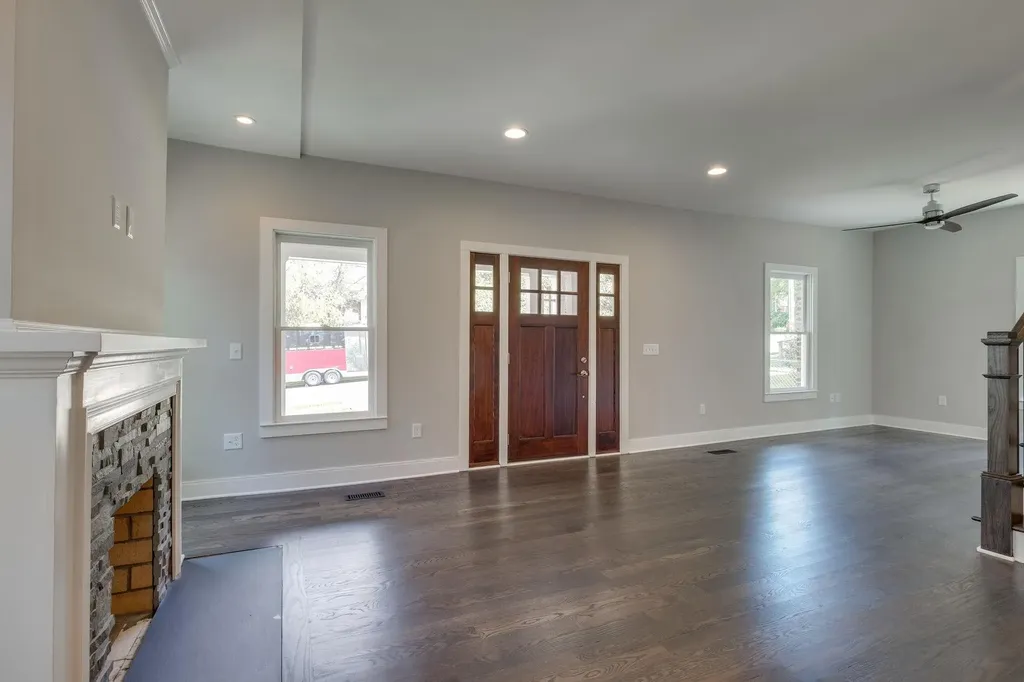 1509 Ashwood Avenue Nashville TN 37212