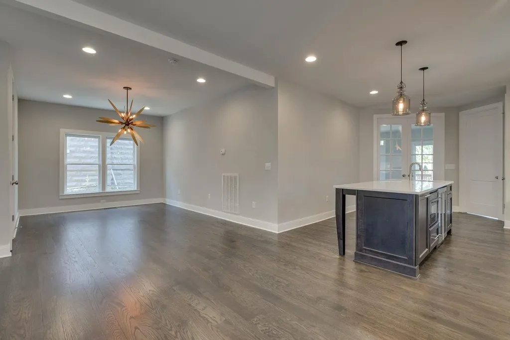 1509 Ashwood Avenue Nashville TN 37212