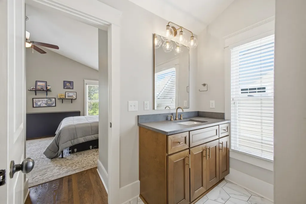 1102 Caldwell Avenue Nashville TN 37204
