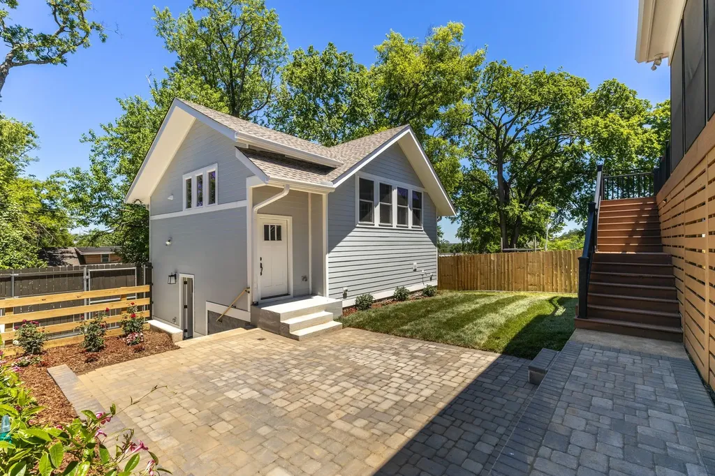 1102 Caldwell Avenue Nashville TN 37204