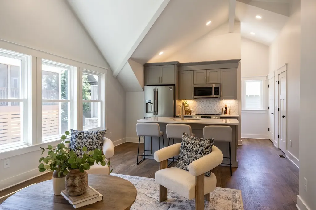 1102 Caldwell Avenue Nashville TN 37204