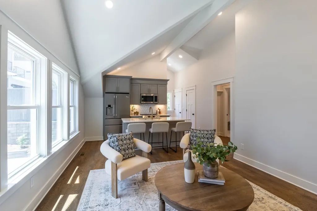 1102 Caldwell Avenue Nashville TN 37204