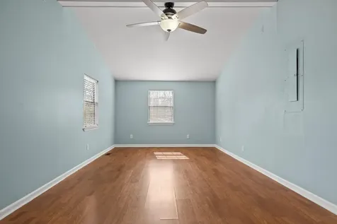 621 Courtney Lane Chattanooga TN 37415