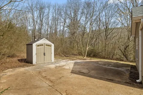 621 Courtney Lane Chattanooga TN 37415