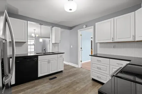621 Courtney Lane Chattanooga TN 37415