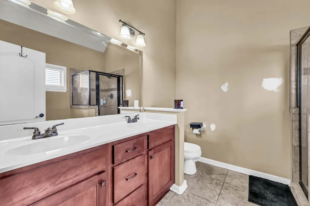 2428 Senseney Drive Clarksville TN 37042