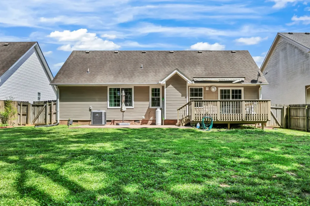 3570 Southwood Drive Clarksville TN 37042