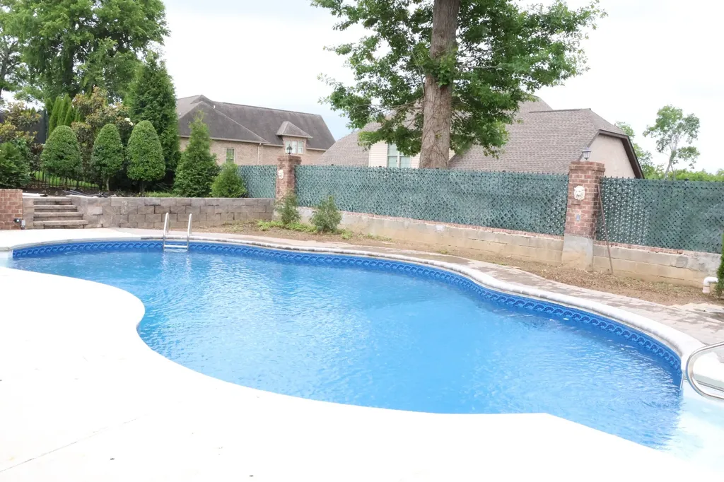 1023 Somerset Downs Boulevard Hendersonville TN 37075