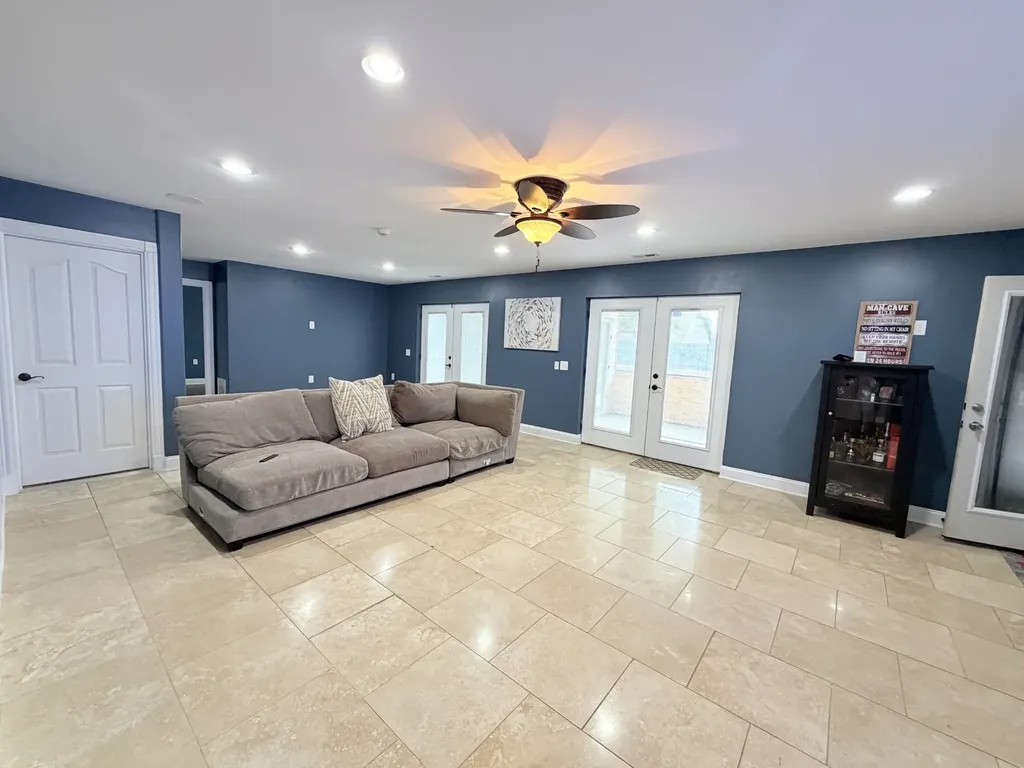 1023 Somerset Downs Boulevard Hendersonville TN 37075