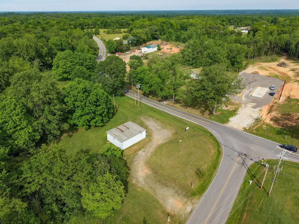 2815 Highway 49, E Charlotte TN 37036
