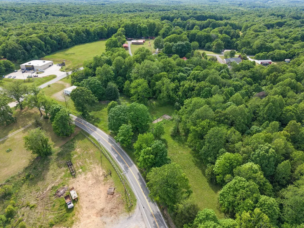 2815 Highway 49, E Charlotte TN 37036