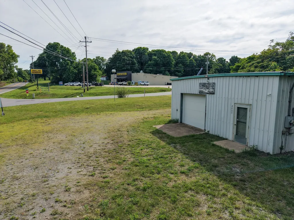 2815 Highway 49, E Charlotte TN 37036