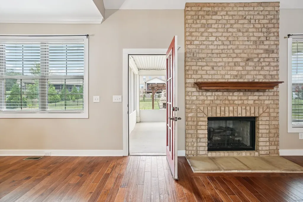 207 Manscoe Place Clarksville TN 37043
