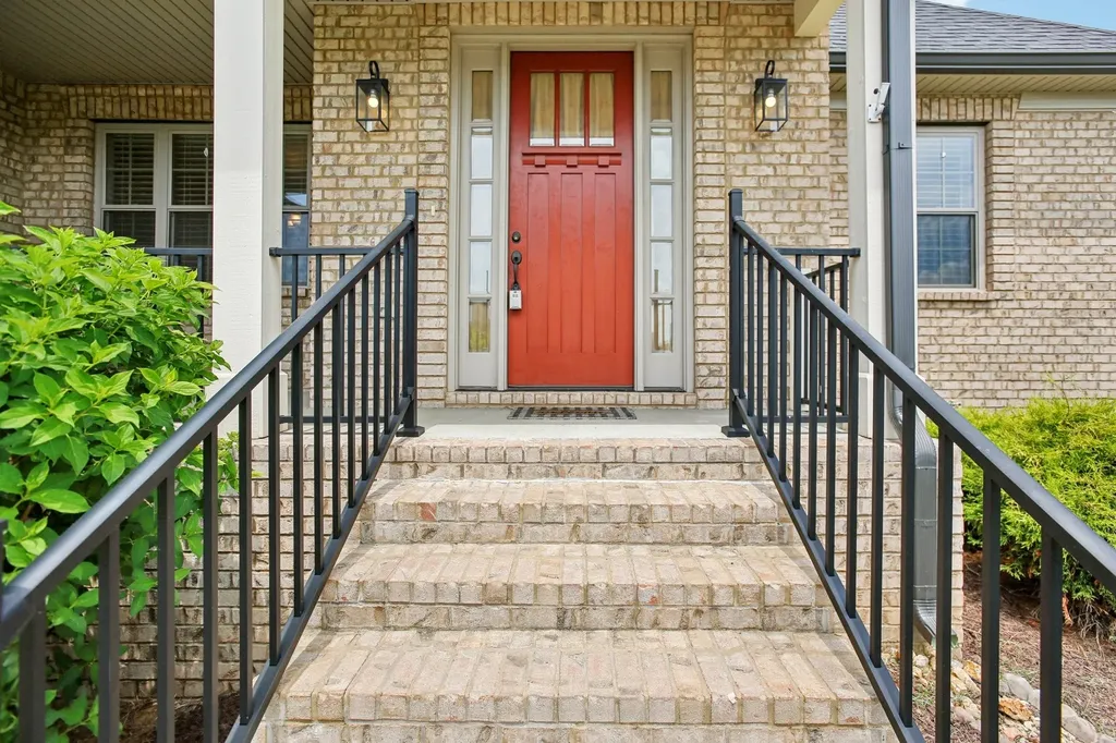 207 Manscoe Place Clarksville TN 37043