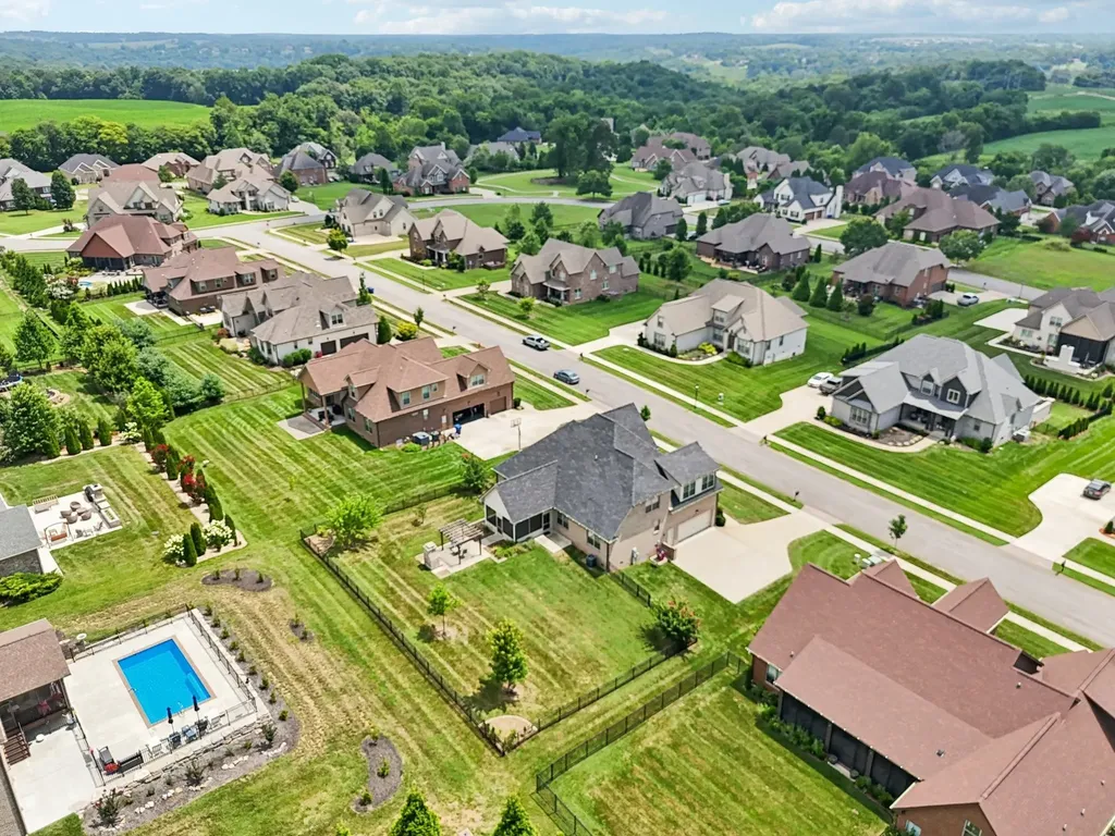 207 Manscoe Place Clarksville TN 37043