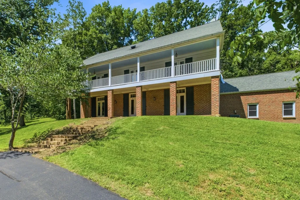 714 Sneed Road, W Franklin TN 37069