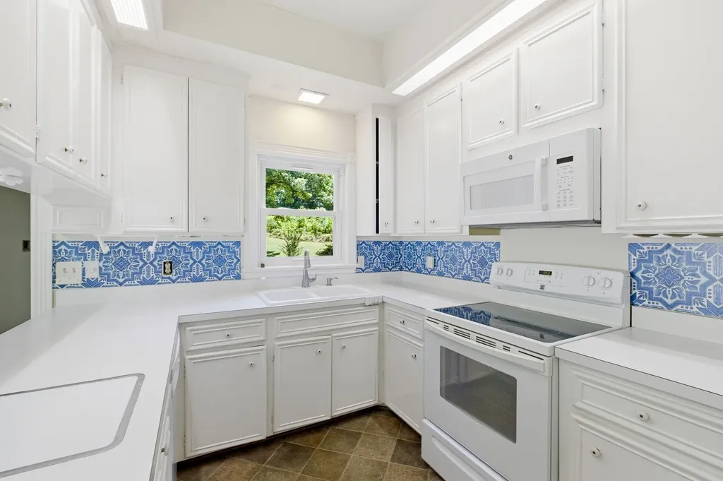 714 Sneed Road, W Franklin TN 37069