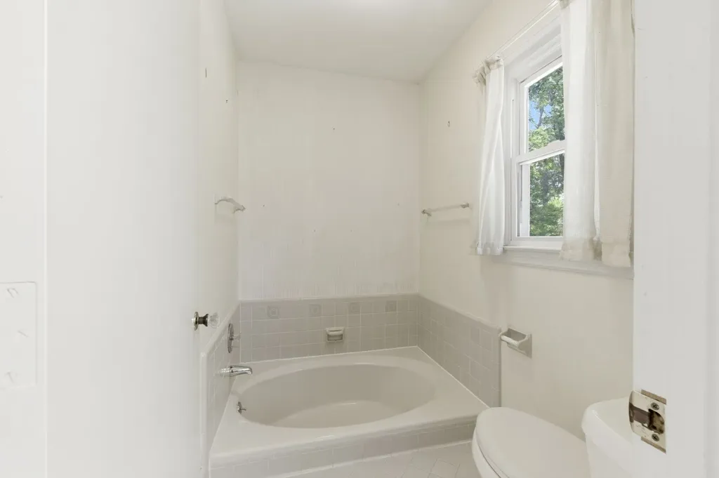 714 Sneed Road, W Franklin TN 37069