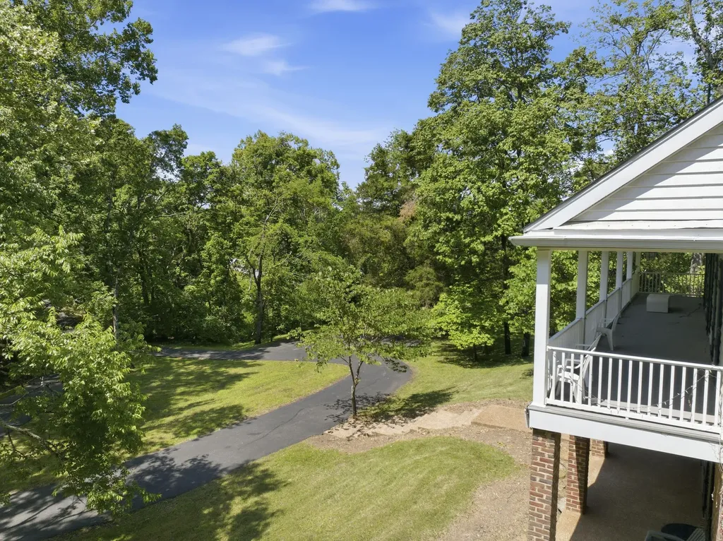 714 Sneed Road, W Franklin TN 37069