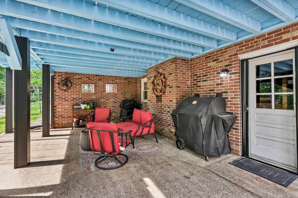 2824 Scenic Drive Clarksville TN 37043