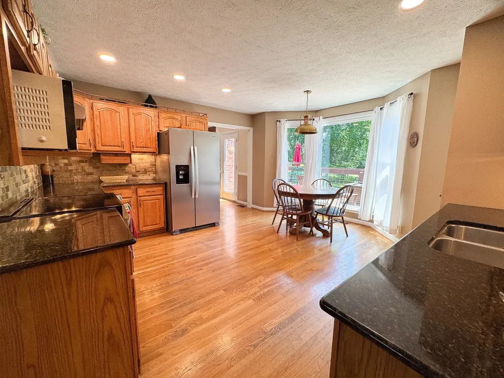 1616 Anderson Road Hendersonville TN 37075
