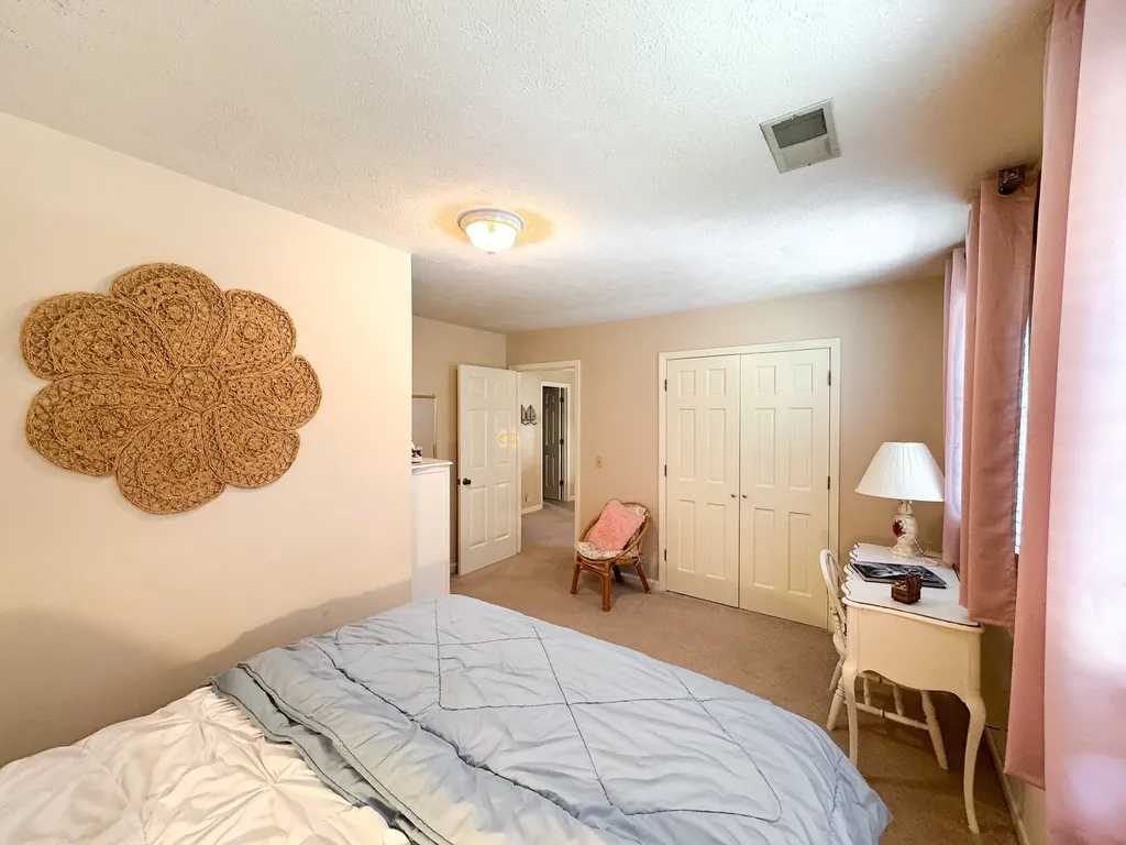 1616 Anderson Road Hendersonville TN 37075