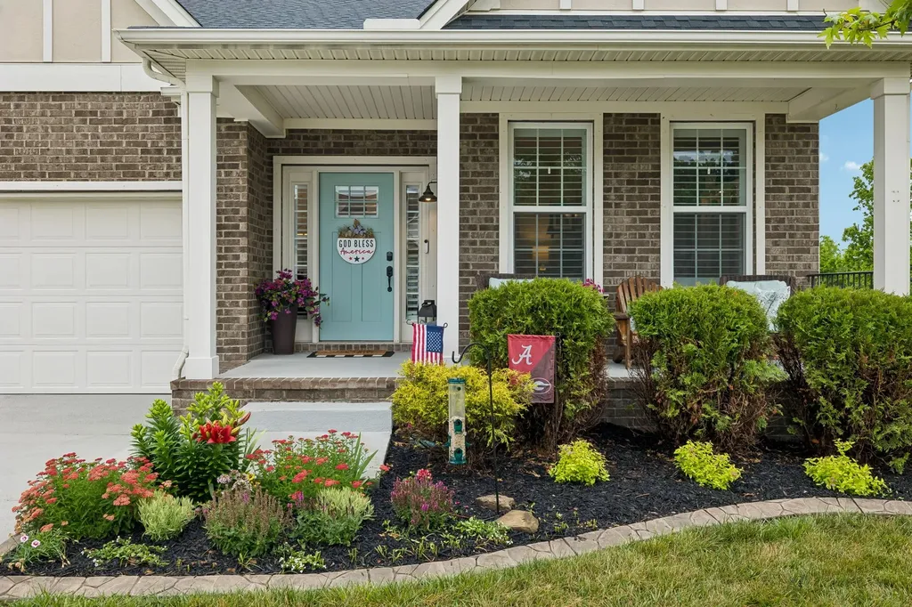 2000 Hedgelawn Drive Lebanon TN 37090