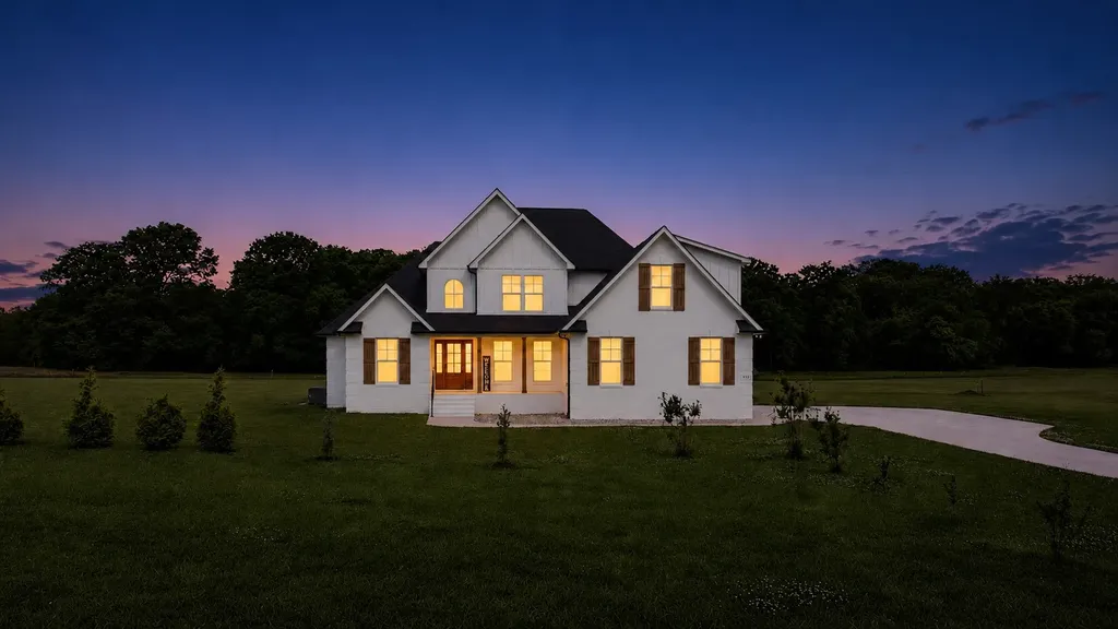 832 Longview Road Shelbyville TN 37160