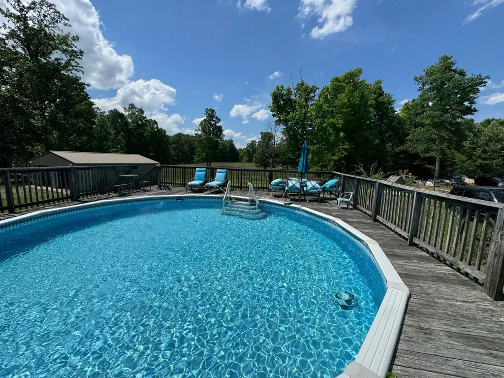 3594 Oak Grove Road Red Boiling Springs TN 37150