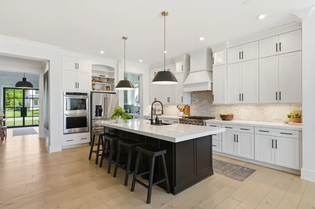 1881 Traditions Circle Brentwood TN 37027