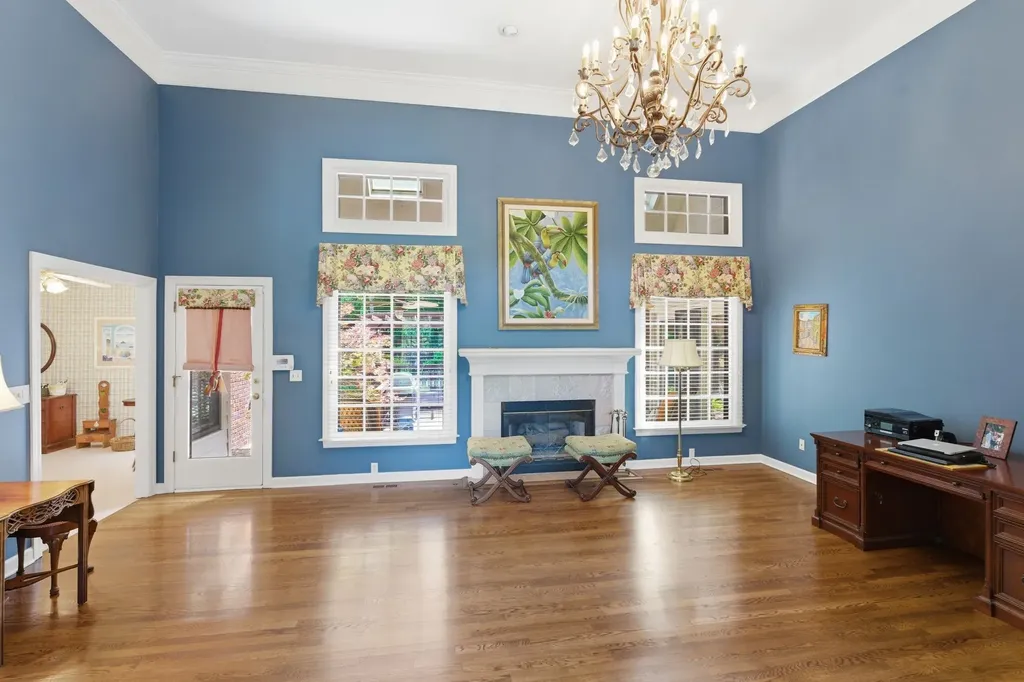 8013 Montcastle Drive Nashville TN 37221