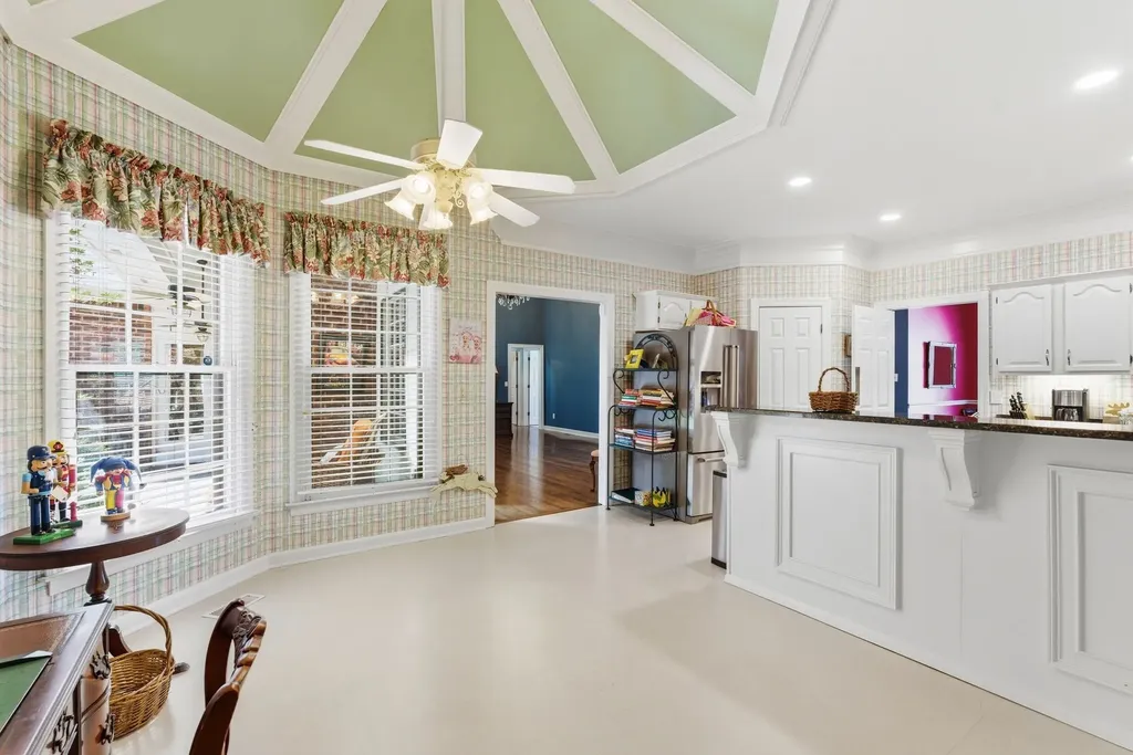 8013 Montcastle Drive Nashville TN 37221