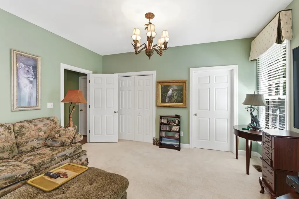 8013 Montcastle Drive Nashville TN 37221