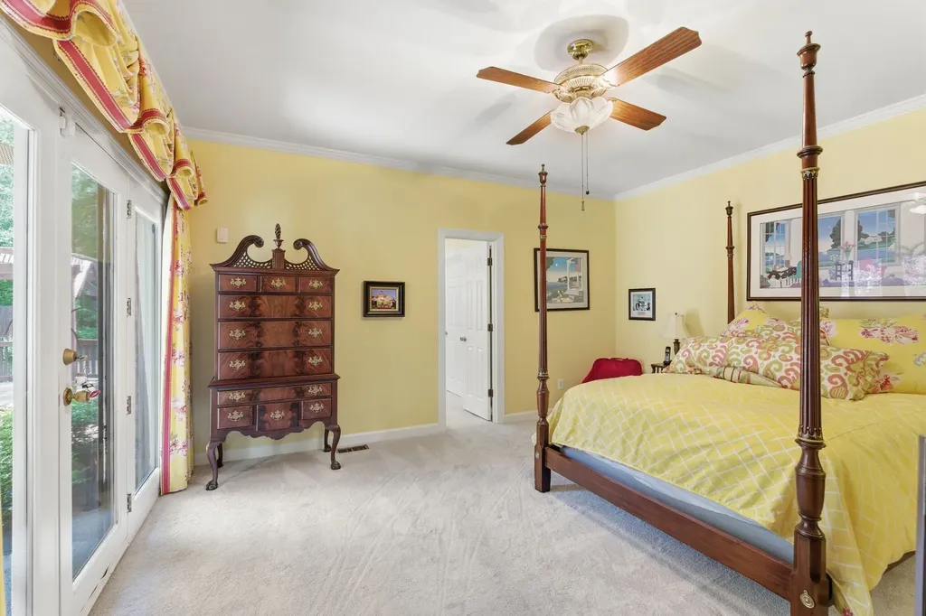 8013 Montcastle Drive Nashville TN 37221
