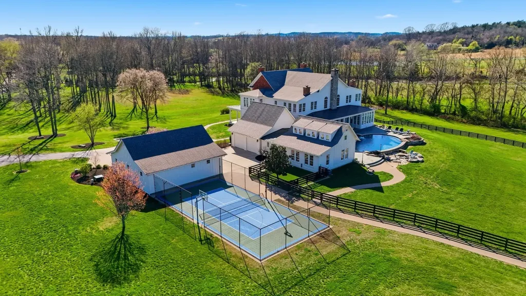 4810 Scenic Oaks Lane Thompsons Station TN 37179